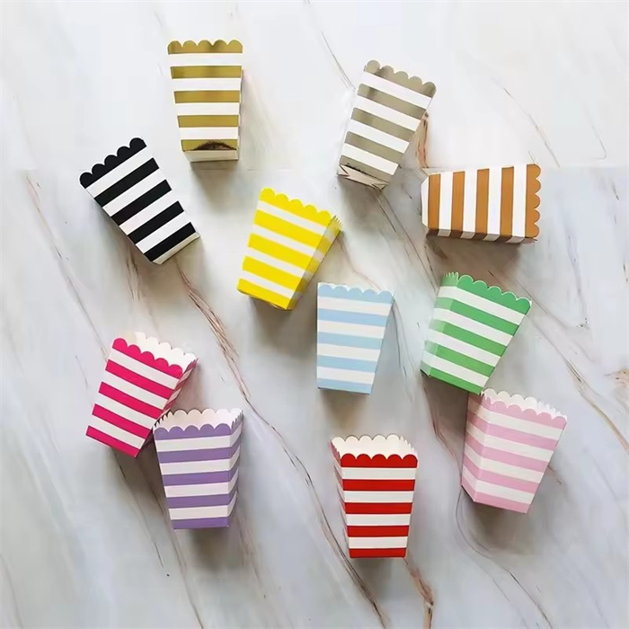 Paper popcorn buckets